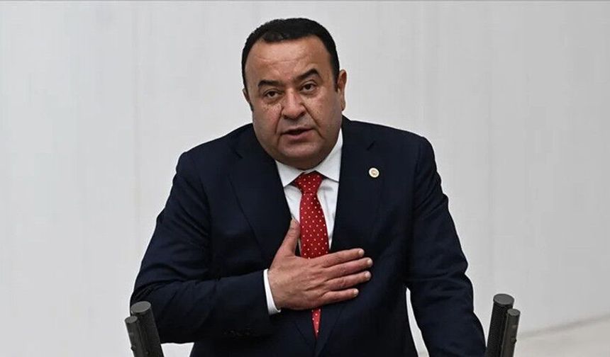 Adnan Beker CHP’den istifa etti
