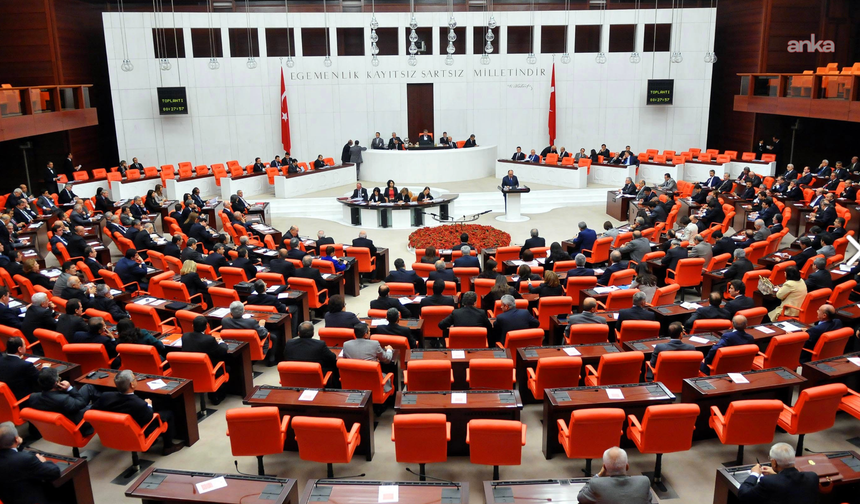 Meclis kayıtları güncellendi! Vekiller bağımsız sayıldı
