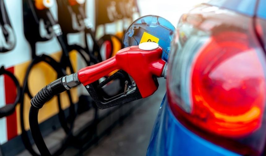 Akaryakıta çifte zam beklentisi: Motorinin litre fiyatı 5,13 TL olacak!