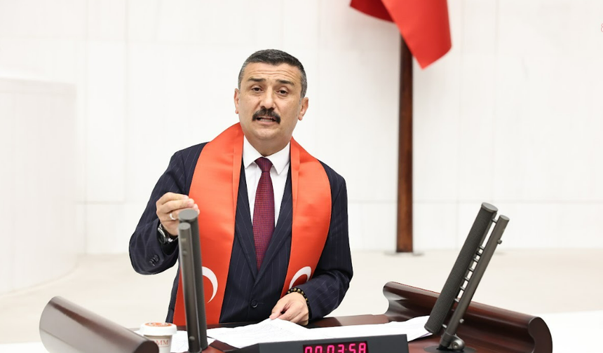 İYİ Partili Türkoğlu şehit isimlerini okumaya başladı, Genel Kurul'a ara verildi
