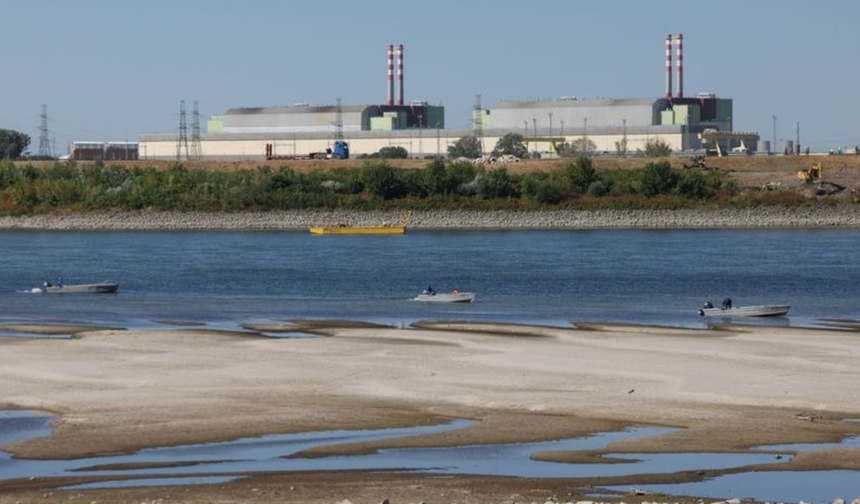 Tuna Nehri kurudu, nükleer santral devre dışı kaldı