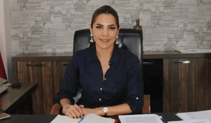 Gazeteci Duygu Öksüz Canova son yolculuğuna uğurlandı