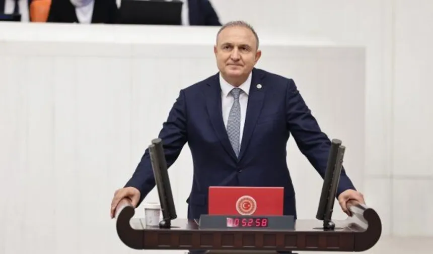 Karakaş Ak Parti'ye mi geçiyor?
