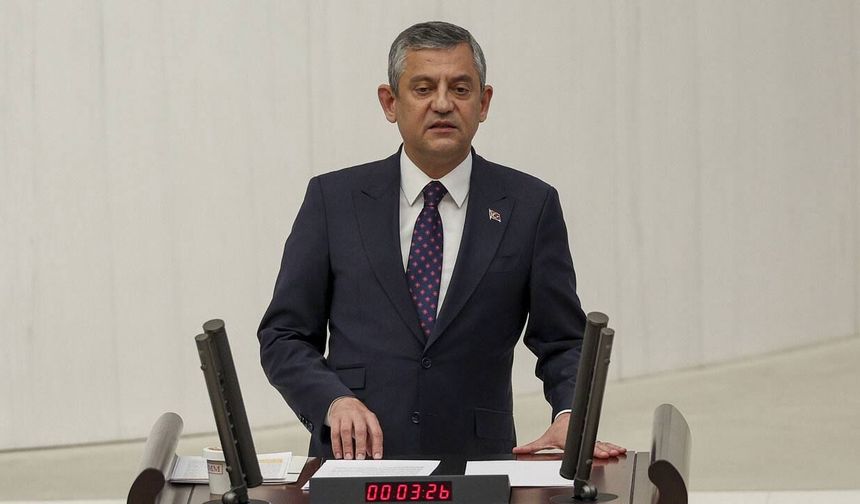 Özgür Özel, YENİ Parti'nin çerçeve yasaya "EVET" diyeceğini açıkladı!