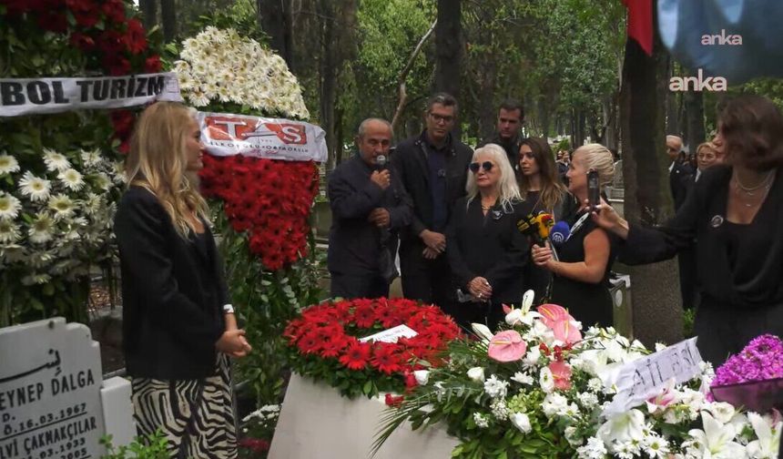 Tarık Akan ölümünün 10'uncu yılında törenlerle anıldı