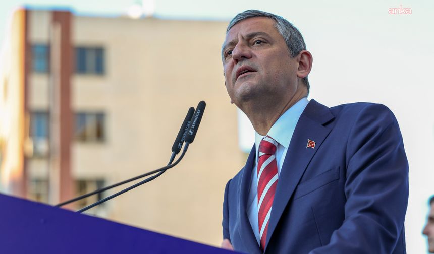 Özgür Özel: "9 Eylül 1922, işgale boyun eğmeyen milletimizin zafer tarihidir"
