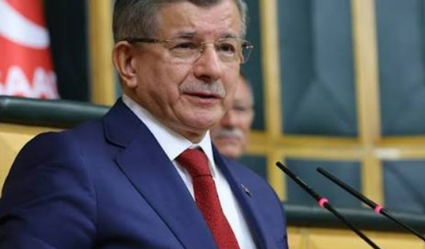 Ahmet Davutoğlu hakkında "Cumhurbaşkanına hakaret" suçundan soruşturma başlatıldı