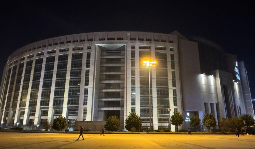 "Fon krizi"yle ilgili soruşturmada 8 kişi hakkında tutuklama istendi