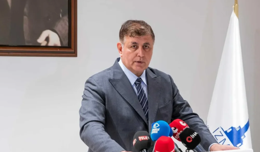 İzmir Büyükşehir Belediye Başkanı Cemil Tugay, AK Parti'ye geçti