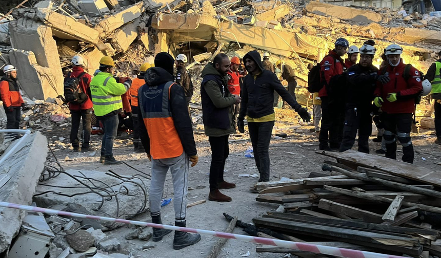 Depremden 3 yıl 8 ay sonra 35 kişiye mezar olan Rana Apartmanı iddianamesi hazırlandı