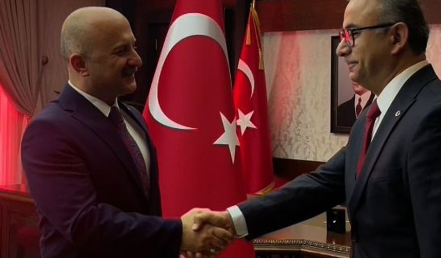 Aydın protokolü Vali Varol ile bayramlaştı